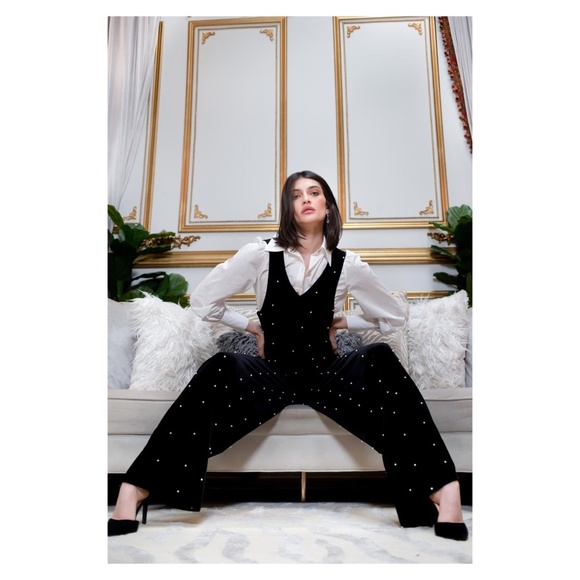 Eva Franco Anthropologie Black Velvet Pearl Wide Leg V Front Sleeveless Jumpsuit - Picture 6 of 9